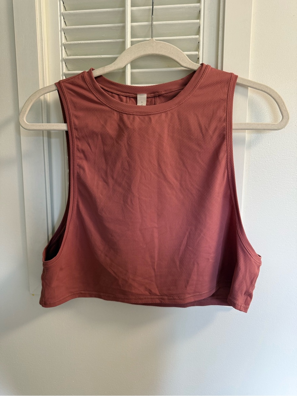 Lululemon Sleeveless Crop Tank Top - Dusty Rose